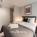 Very Berry - Niedzialkowskiego 25A